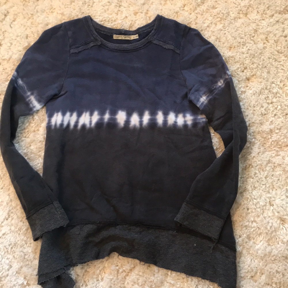 blue and grey boutique sweater